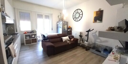 2 locali con box
