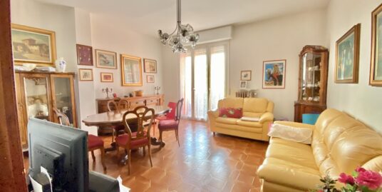 3 locali con box libero subito
