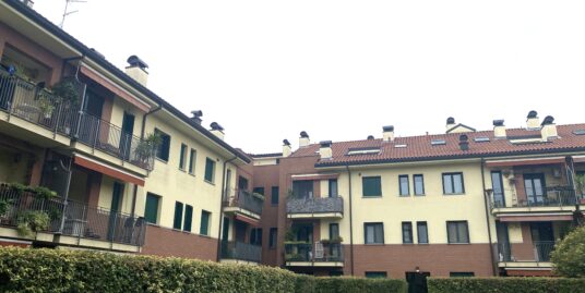 3 locali su 2 livelli ristrutturato