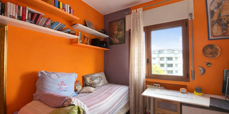 094DC69D-FB97-44B0-B503-0020FB40B09F