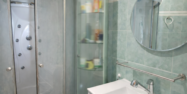 16632E08-5DDE-4256-8DCE-2097C240B6FE