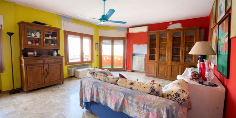 32D17632-2325-49AF-B6D5-3B2FE3FBD645