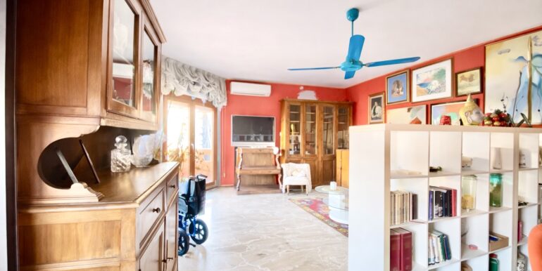 81442B1D-D2F3-44B1-AAE9-D488DDAB33B3