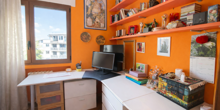 8238731B-5C72-466B-B749-6FDBAAC9E9BF