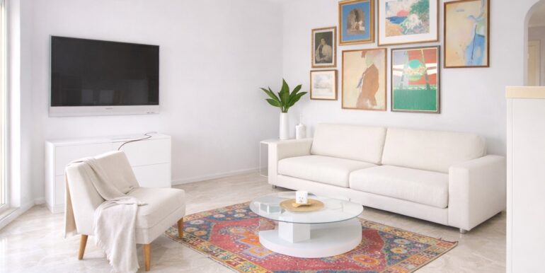 C82D9155-DF55-427E-B18C-CA877B50A4AD