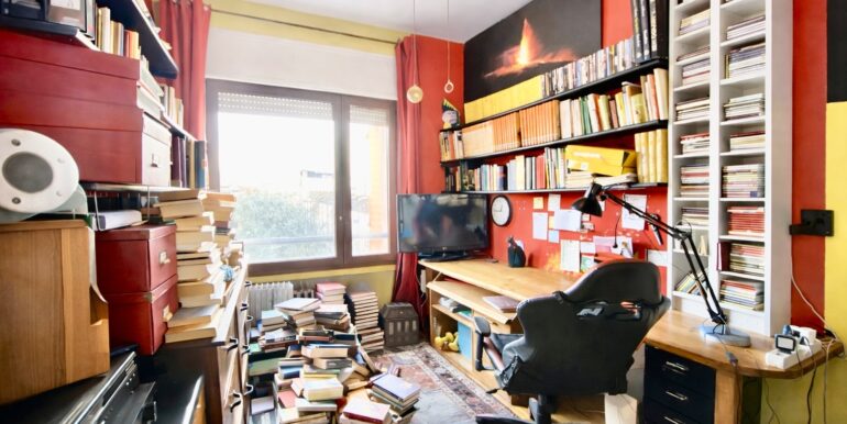 D71326D0-88E8-4FAF-8504-3335CE0112A3