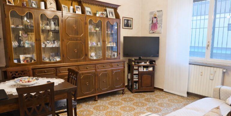 02E5E59C-1EB3-428C-BCA6-F3A126756588