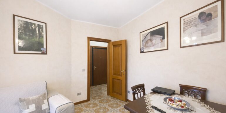 A3891752-48FE-4776-BAC9-95212F0E7C08