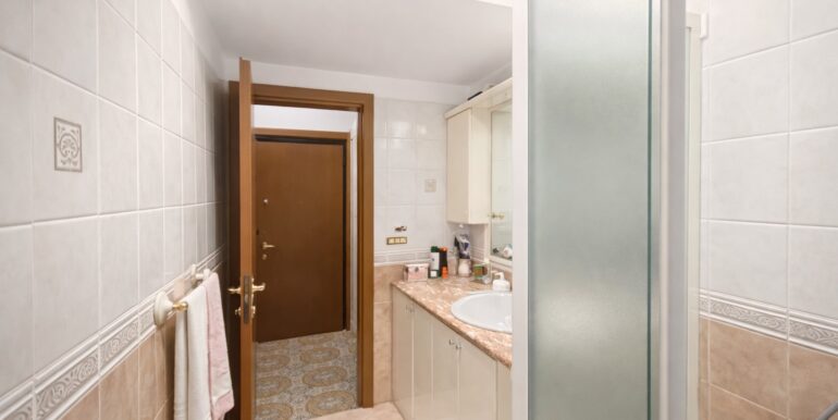 F82E5385-449C-40C8-9630-9428EDE9ADB4