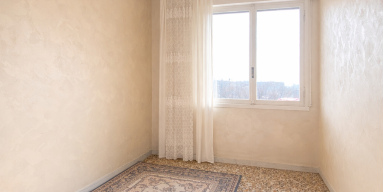 0FC6693F-8851-4667-80F4-AA5F967F0F5F