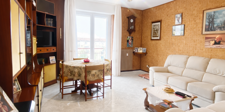 0F43A343-BD05-4F65-A0F0-D6D423216320