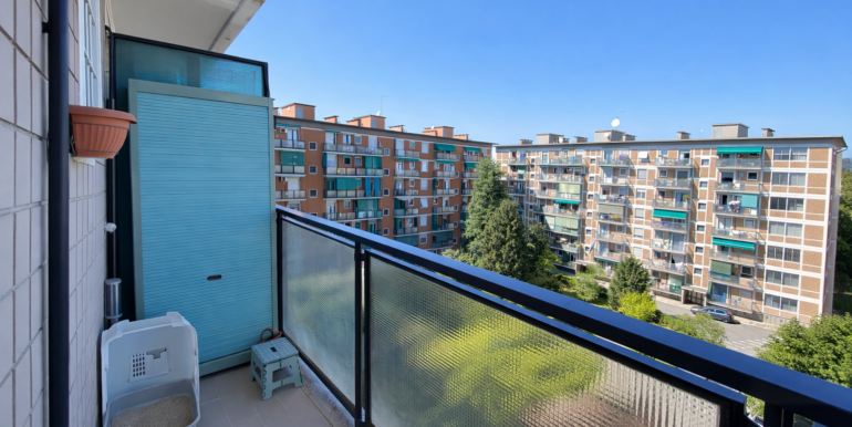 5564E9A9-F107-4078-BF41-44AA7B7782D8