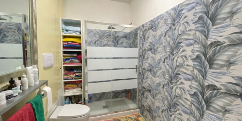 DB4C5026-815E-4FF4-8A55-90C0C8221CD3