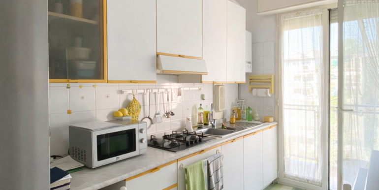 E22DE72A-4A9F-4C0C-A302-22266F3995E5