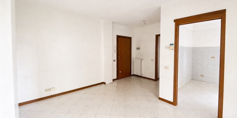 7AFB4001-4BD8-4CFA-9CC1-69621D94D065