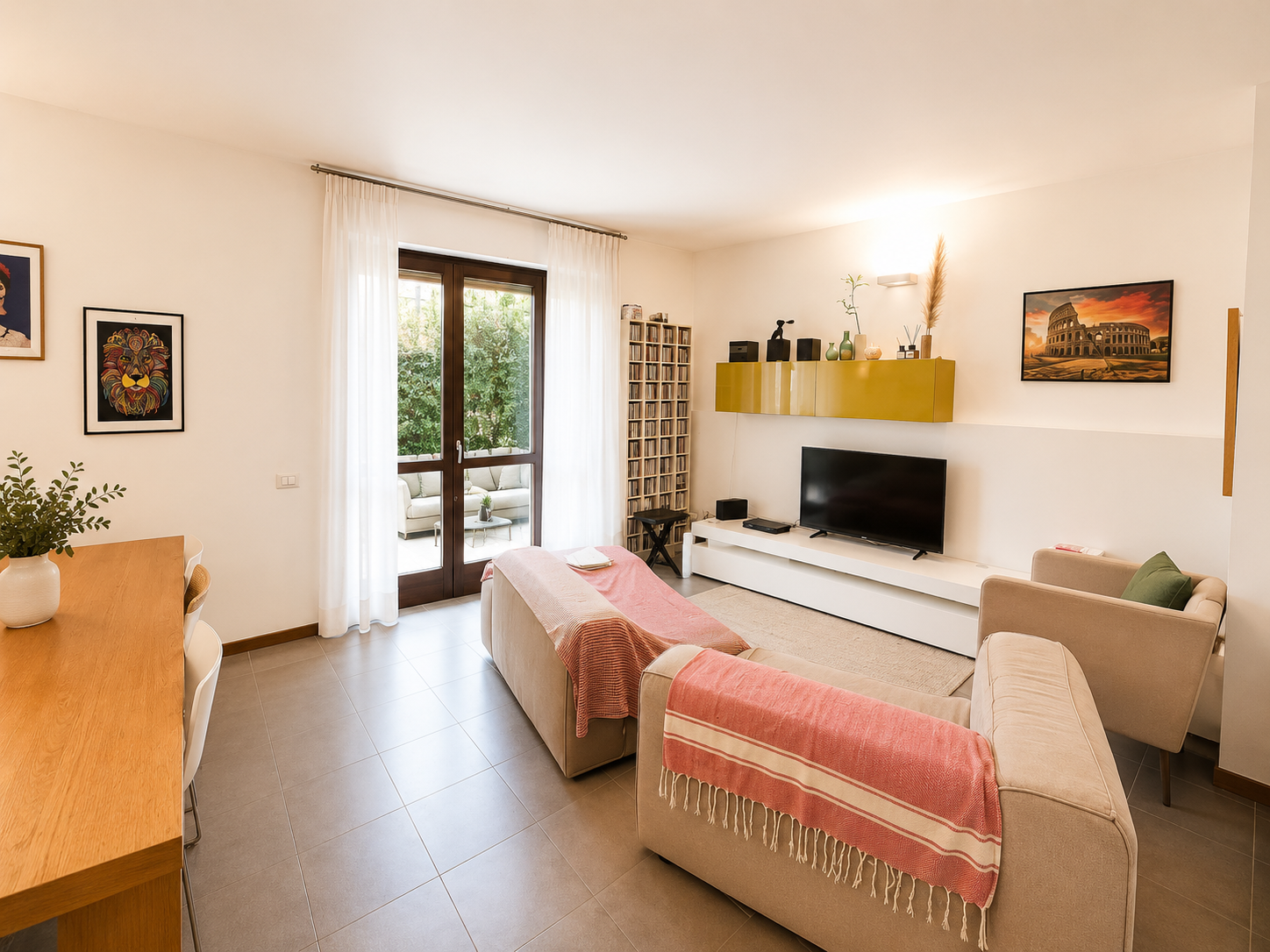 3 locali con giardino privato